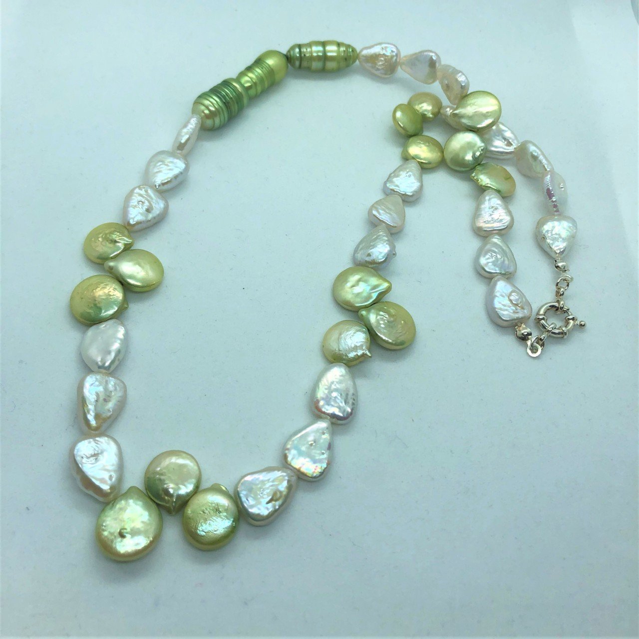 Magic of Green Necklace