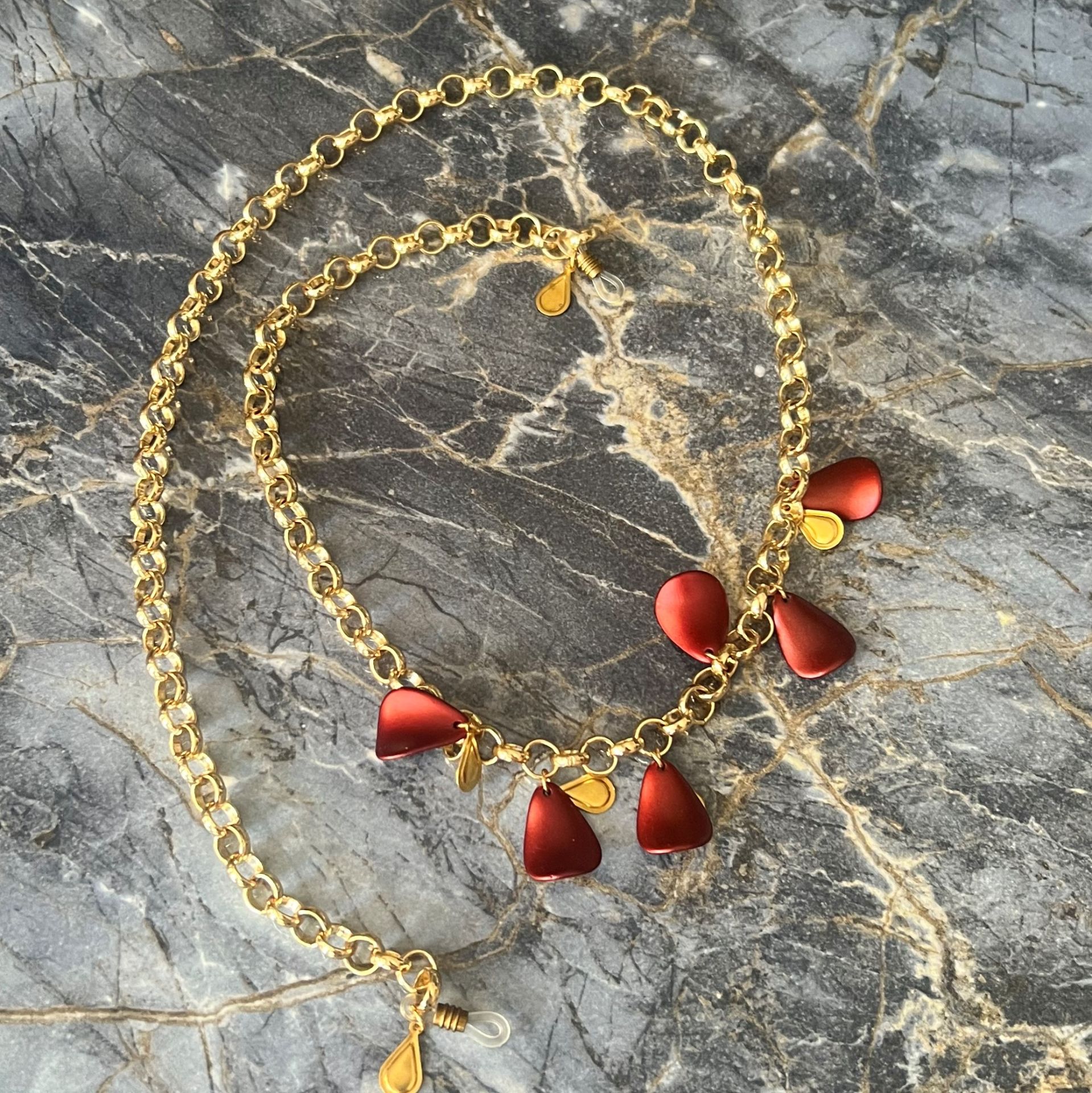 LOVE-TROPFEN-BRILLENKETTE